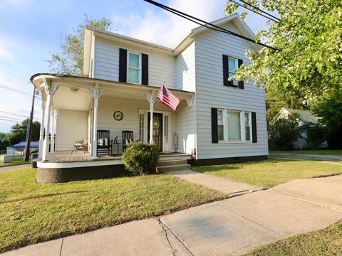 803 E Main St, Oak Hill, OH 45656 photo 1