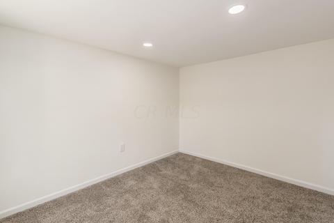 1097 Mill Rd, Circleville, OH 43113 photo 17