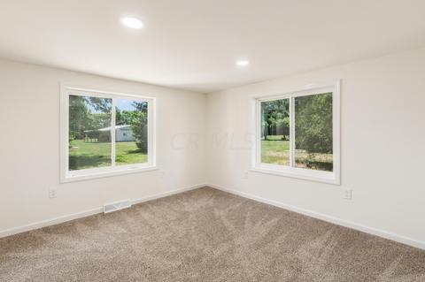 1097 Mill Rd, Circleville, OH 43113 photo 18