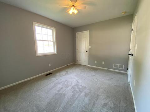 445 Watt St, Circleville, OH 43113 photo 11