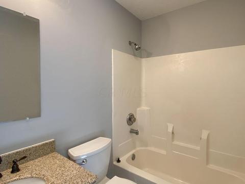445 Watt St, Circleville, OH 43113 photo 9