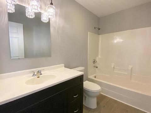 445 Watt St, Circleville, OH 43113 photo 5