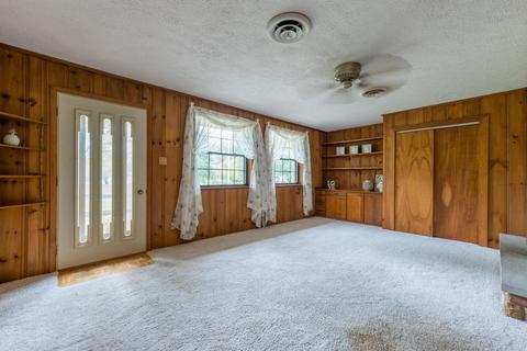 3215 E Pitchin Rd, Springfield, OH 45502 photo 4