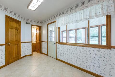 3215 E Pitchin Rd, Springfield, OH 45502 photo 9