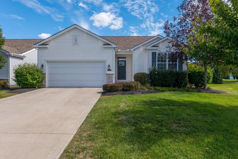 36 Broadstone Cir E, Blacklick, OH 43004