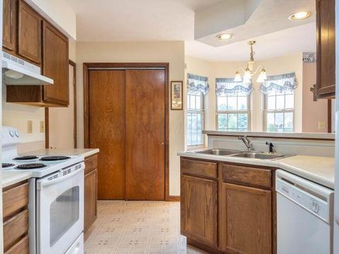 1394 Willow Chase Dr, Springfield, OH 45503 photo 32