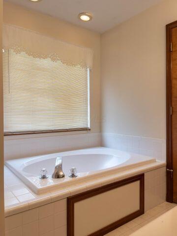 1394 Willow Chase Dr, Springfield, OH 45503 photo 51