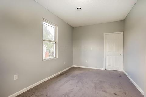 621 E Mound St, Circleville, OH 43113 photo 13