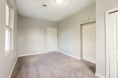 621 E Mound St, Circleville, OH 43113 photo 14