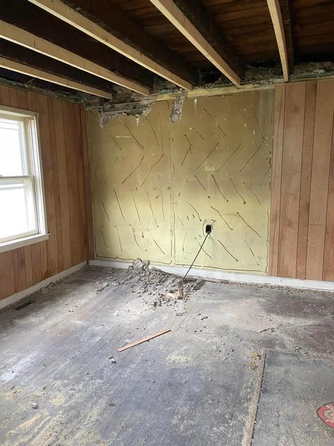207 E Mill St, Circleville, OH 43113 photo 8