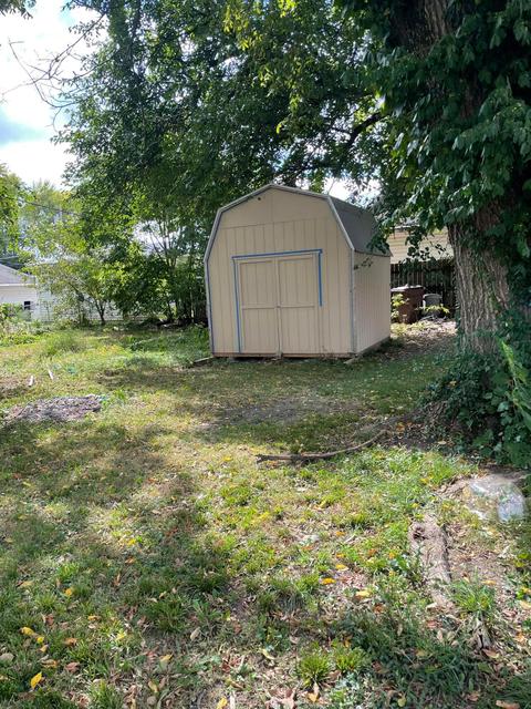 207 E Mill St, Circleville, OH 43113 photo 4
