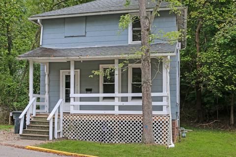 38 Walker St, Athens, OH 45701 photo 1