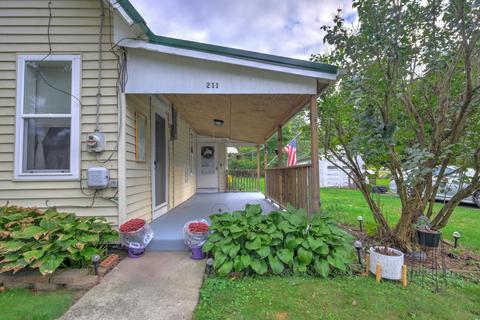 211 Cook St, Nevada, OH 44849 photo 4