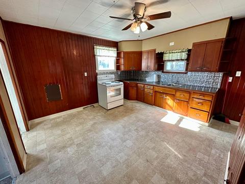 211 Cook St, Nevada, OH 44849 photo 17