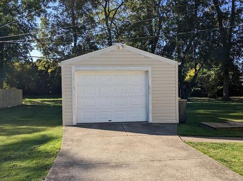 1621 Memorial Dr, Springfield, OH 45505 photo 3