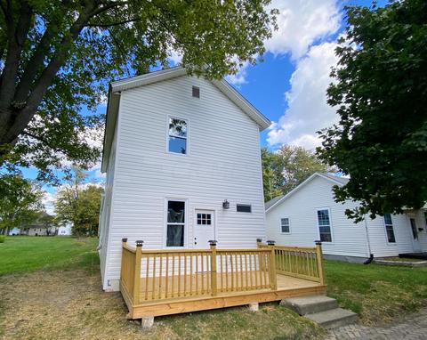 812 S North St, Washington Court House, OH 43160