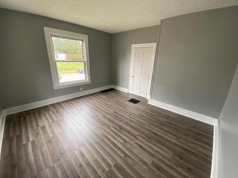 618 E Chestnut St, Lancaster, OH 43130 photo 9