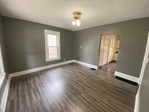 618 E Chestnut St, Lancaster, OH 43130 photo 5