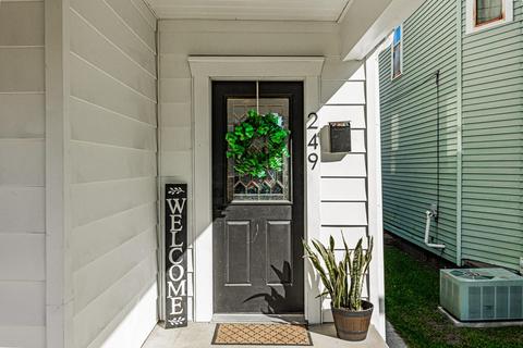 249 E 6th Ave, Lancaster, OH 43130 photo 2