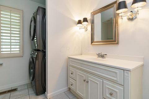 236 Danhurst Rd, Columbus, OH 43228 photo 7