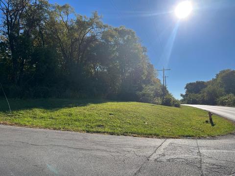 2820 Groveport Rd, Columbus, OH 43207