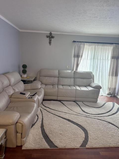 405 Shell Ct E, Columbus, OH 43213 photo 3