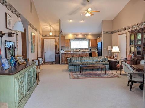 1771 Pinehurst Dr, Springfield, OH 45502 photo 4