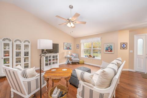 459 Ridgeland Dr, Howard, OH 43028 photo 7