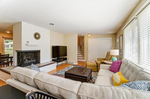 2811 Halstead Rd, Columbus, OH 43221 photo 11