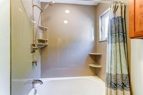 2811 Halstead Rd, Columbus, OH 43221 photo 43