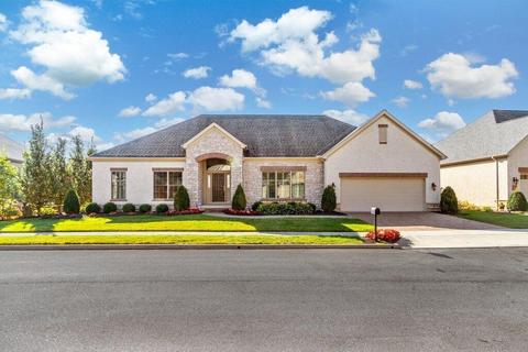 3867 Stonewater Dr, Columbus, OH 43221