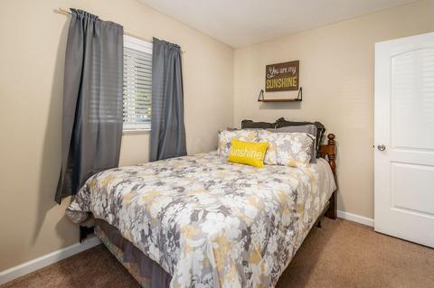 2466 E Howard Rd, Obetz, OH 43207 photo 12