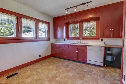 5116 Troy Rd, Springfield, OH 45502 photo 13