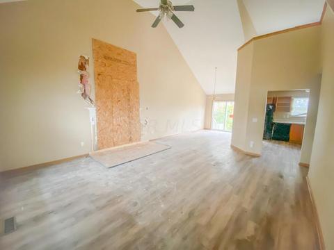 287 Iris Trail Dr, Galloway, OH 43119 photo 6