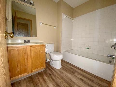 287 Iris Trail Dr, Galloway, OH 43119 photo 12