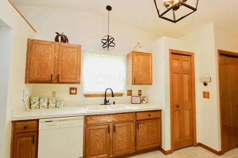 3048 Gooding Rd, Marion, OH 43302 photo 12
