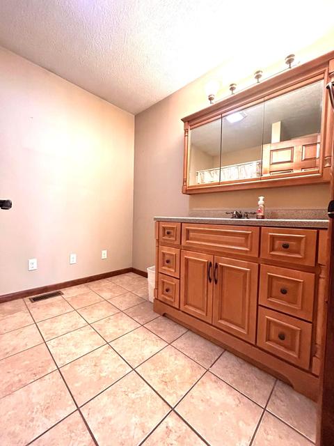 11268 Dingess Rd, Circleville, OH 43113 photo 40