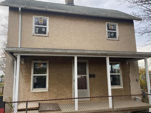 813 Clinton St, Circleville, OH 43113 photo 1