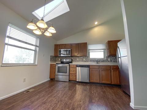 747 Bledsoe Dr, Galloway, OH 43119 photo 9