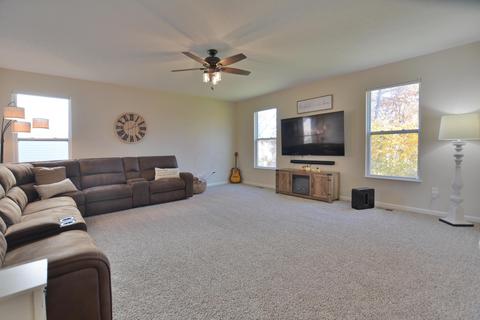 212 Jay Ct, Delaware, OH 43015 photo 9