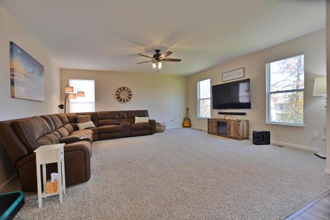 212 Jay Ct, Delaware, OH 43015 photo 8