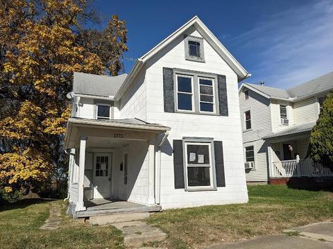 1372 Warder St, Springfield, OH 45503