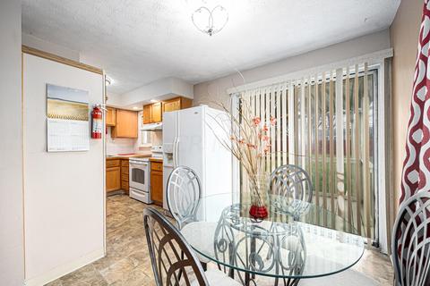 3322 Everson Rd W, Columbus, OH 43232 photo 12