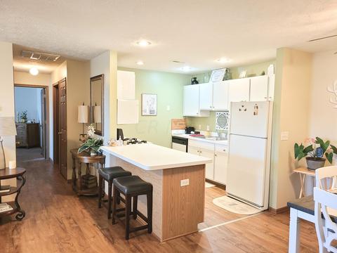 688 Scott Dr, Ontario, OH 44906 photo 6