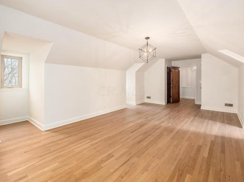2529 E Broad St, Bexley, OH 43209 photo 33