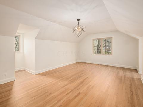 2529 E Broad St, Bexley, OH 43209 photo 32