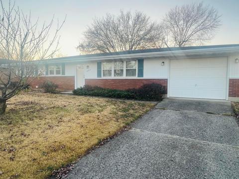 2005 Chippewa Dr, Circleville, OH 43113 photo 2