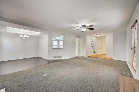 693 Platoon Dr, Galloway, OH 43119 photo 11