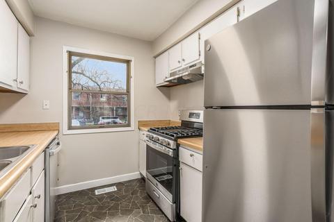 2874 Timber Range Ct, Columbus, OH 43231 photo 4