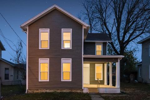 24 Western Ave, Newark, OH 43055